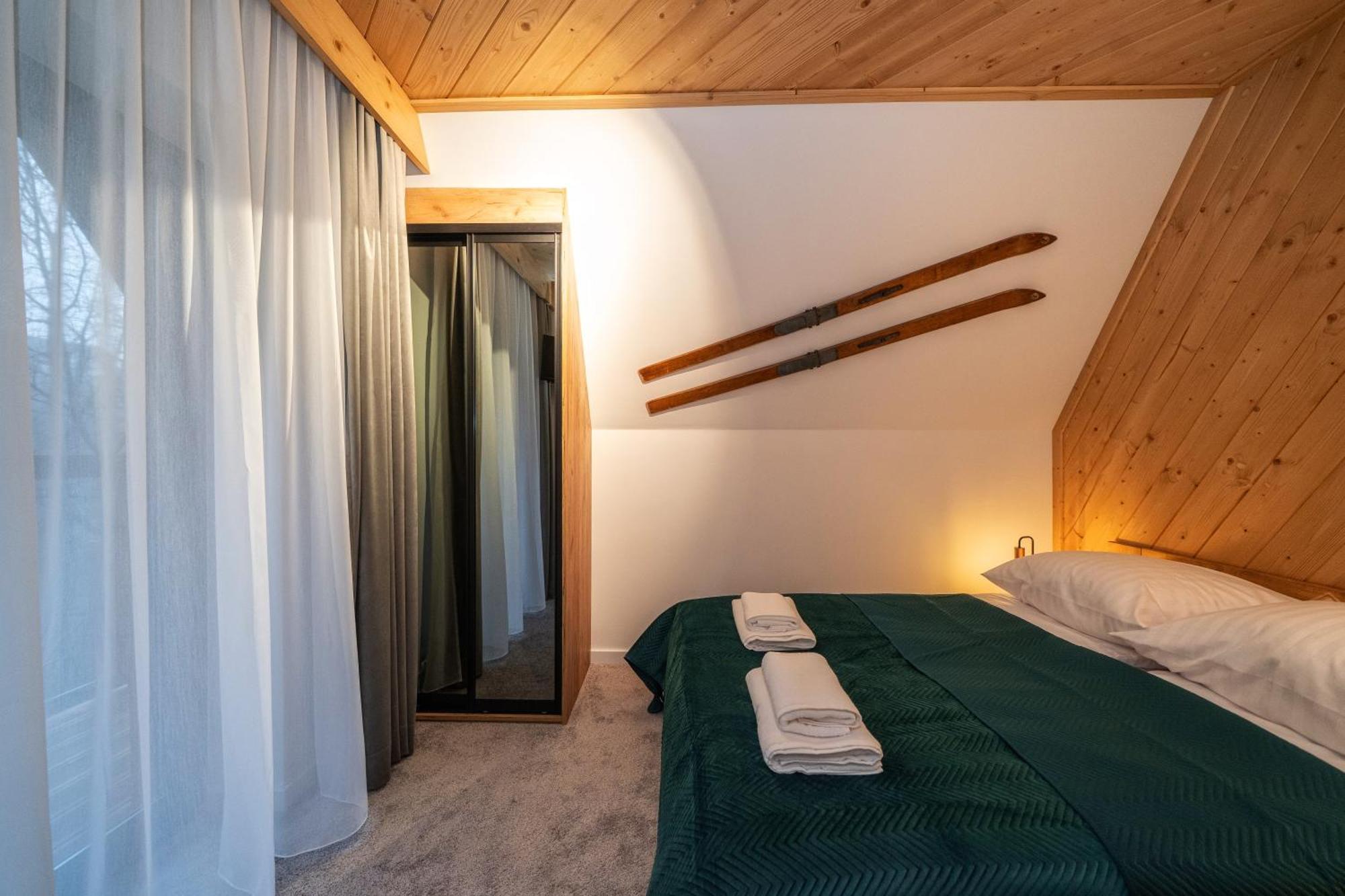 Tatrzanska Miejscowka - Apartamenty Centrum Закопане Стая снимка