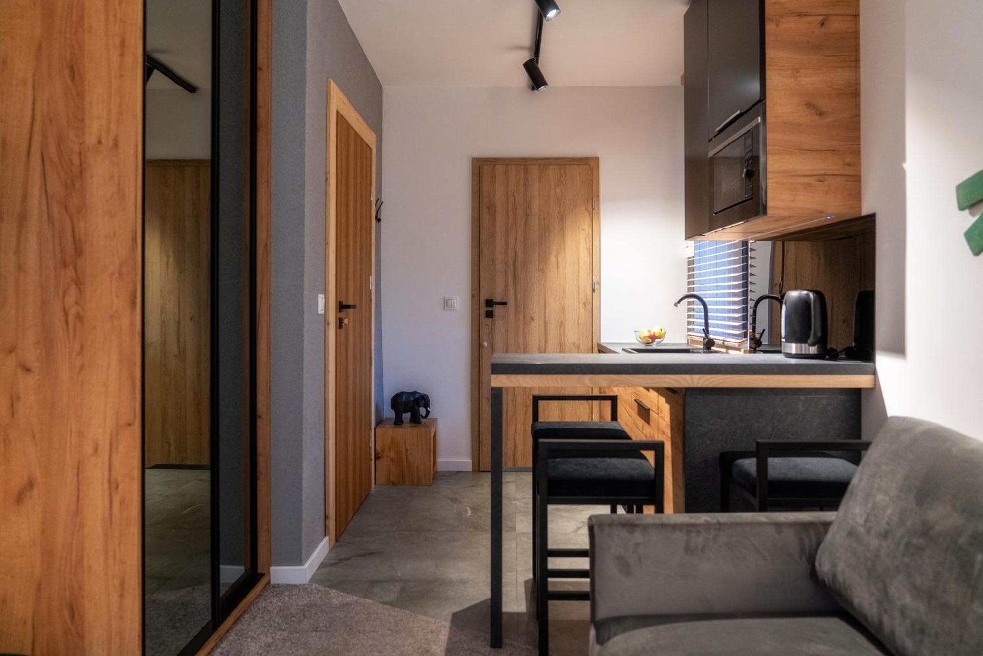 Tatrzanska Miejscowka - Apartamenty Centrum Закопане Стая снимка