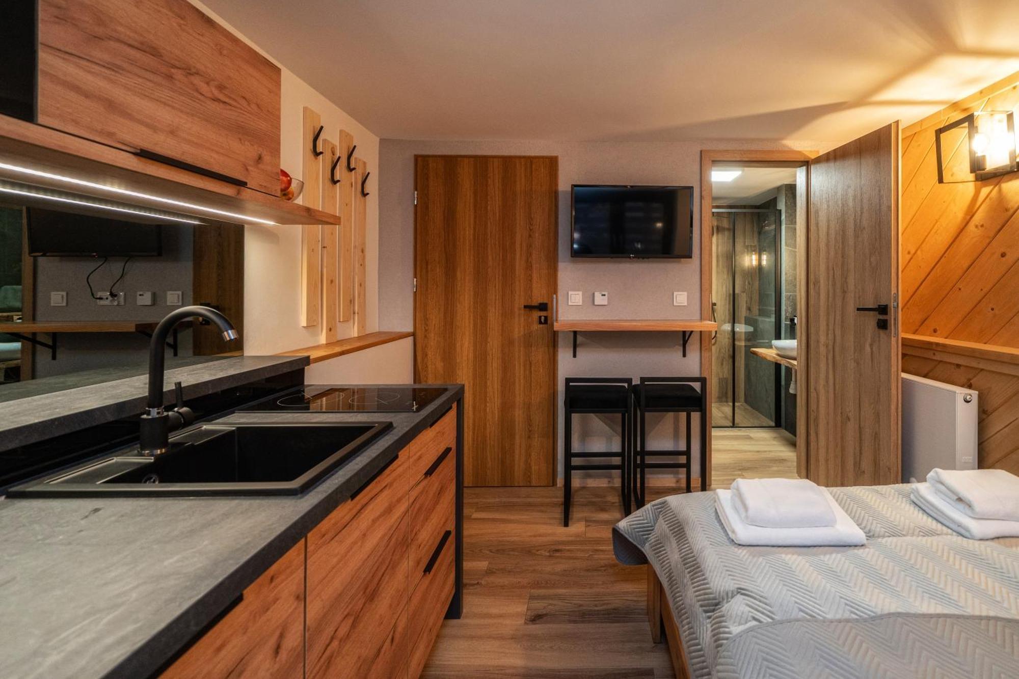 Tatrzanska Miejscowka - Apartamenty Centrum Закопане Стая снимка