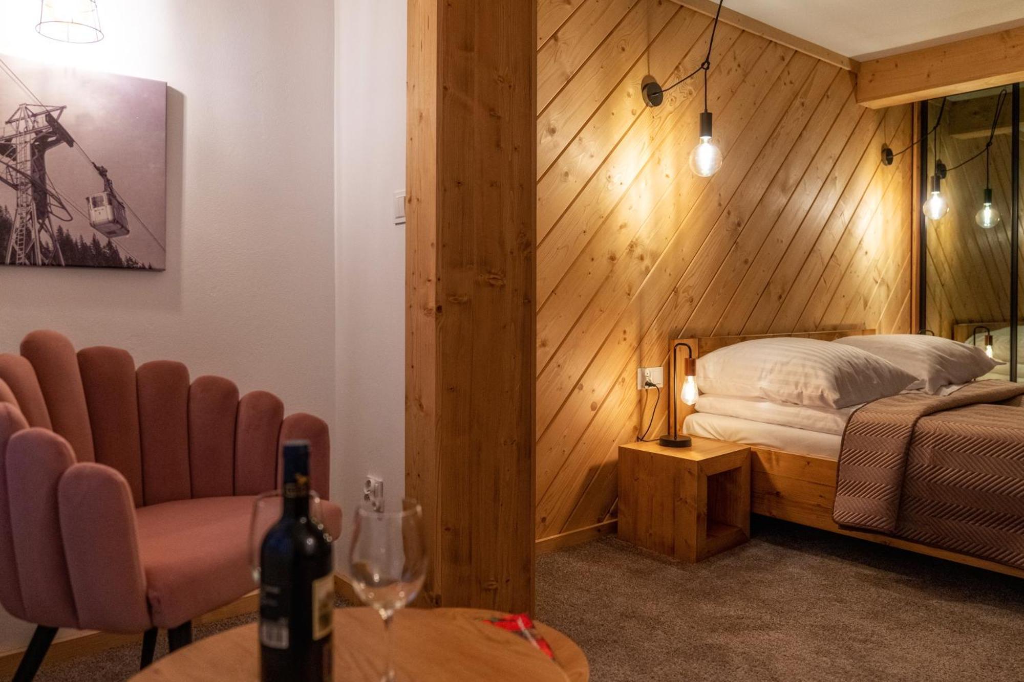 Tatrzanska Miejscowka - Apartamenty Centrum Закопане Стая снимка
